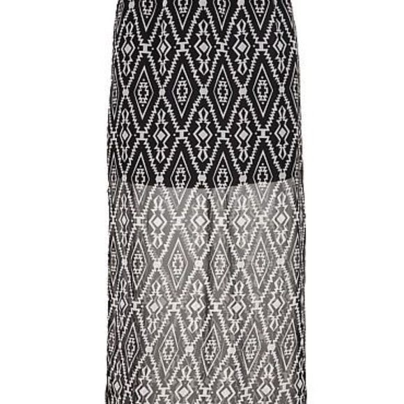 Black & Cream Geometric Patterned Maxi Skirt (XL) - Picture 10 of 10
